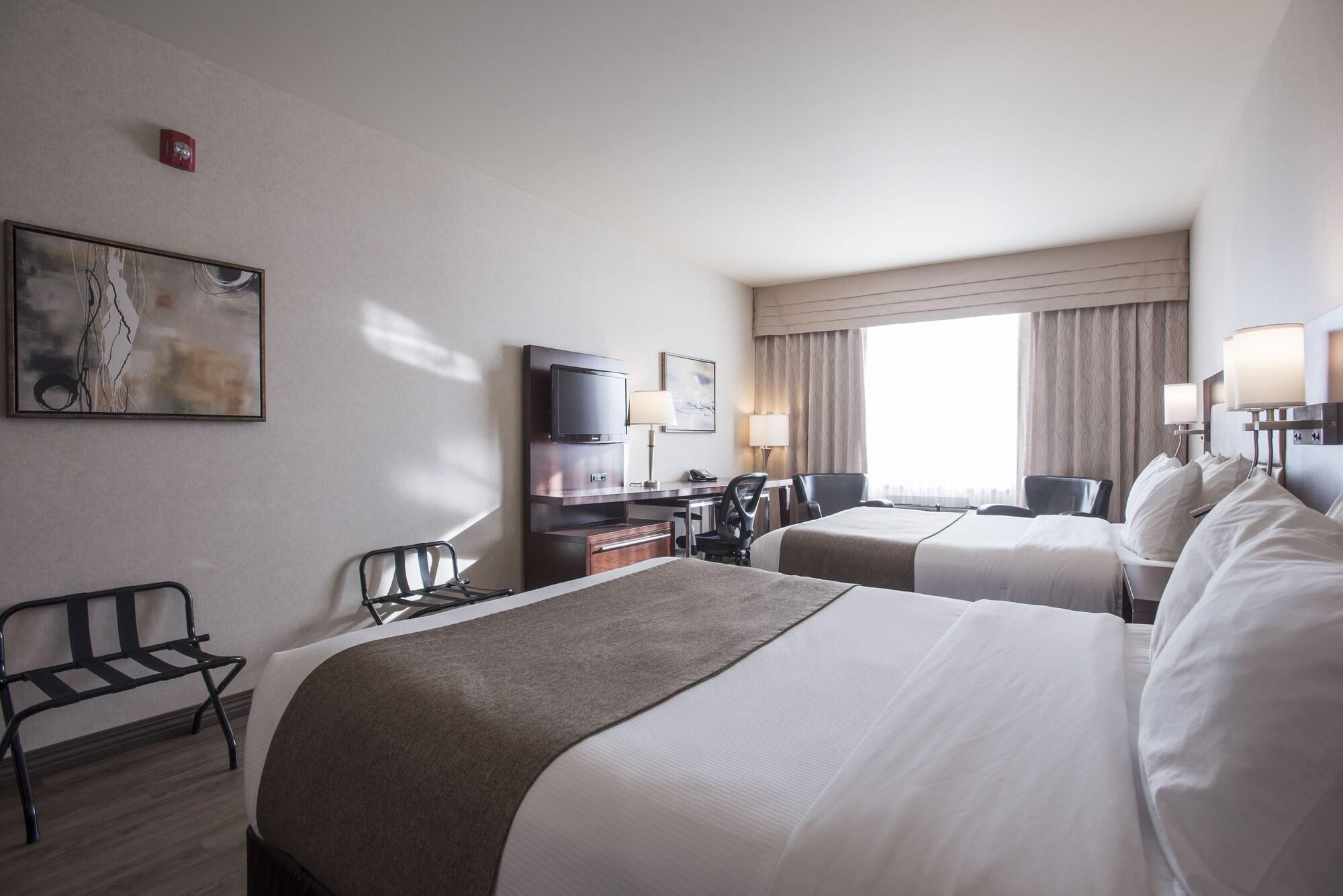 Quality Inn & Suites Val-d'Or Exterior foto